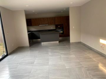 Casa en VENTA en Querétaro ¡Zona de Juriquilla, Dentro de privada!
