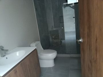 Casa en VENTA en Querétaro ¡Zona de Juriquilla, Dentro de privada!