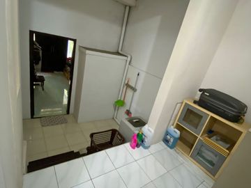 Rumah Murah 3 Kamar 2 Lantai Luas 92 di Sulfat Blimbing Malang _ 281C