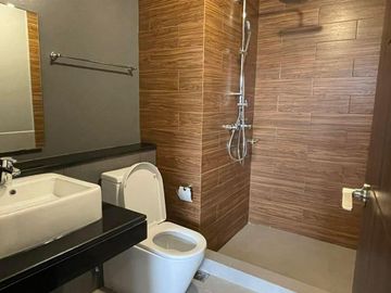 Condo for Sale Studio Lease to Own Promo 10years to pay NO DP NO INTEREST  at Radiance Manila Bay Pasay near MOA and US Embassy