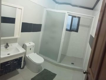 Beautiful Brandnew Elegant House and Lot for Sale in Larena SIQ0110