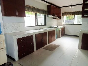 Beautiful Brandnew Elegant House and Lot for Sale in Larena SIQ0110