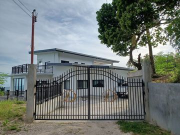 Beautiful Brandnew Elegant House and Lot for Sale in Larena SIQ0110