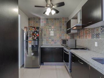 CASA EN VENTA DE 3 RECÁMARAS, ALBERCAS, CANCHAS DEPORTIVAS. UBICADA EN XOCHITEPEC, MORELOS.