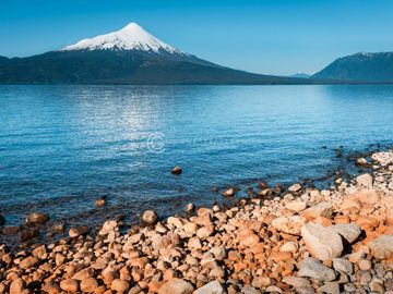 PARCELAS EN ENSENADA CON VISTA AL LAGO Y VOLCAN - PUERTO ENSENADA