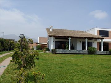 !SE VENDE¡ CASA DE CAMPO EN PACHACAMAC