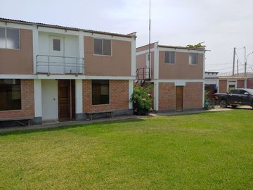 !SE VENDE¡ CASA DE CAMPO EN PACHACAMAC