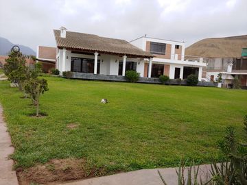 !SE VENDE¡ CASA DE CAMPO EN PACHACAMAC