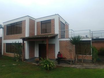 !SE VENDE¡ CASA DE CAMPO EN PACHACAMAC