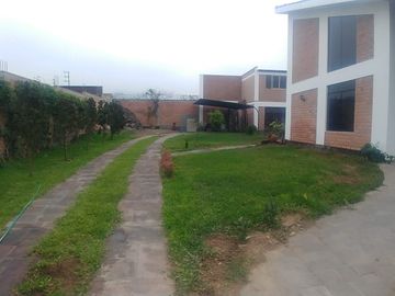 !SE VENDE¡ CASA DE CAMPO EN PACHACAMAC