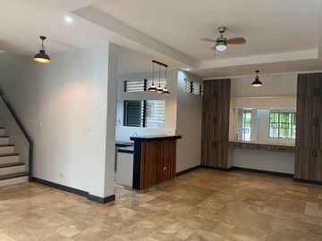4BR House for Sale at Quezon City