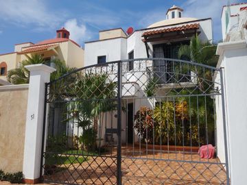 Casa en venta en la Toscana Playa del Carmen, Quintana Roo