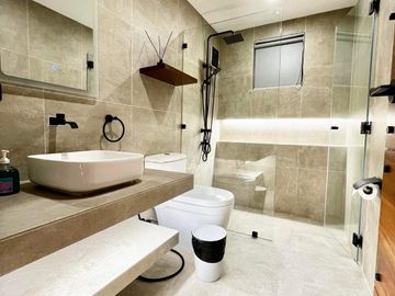 For Sale: Brand New House with Pool Tagaytay Fully Furnished