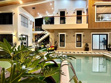 For Sale: Brand New House with Pool Tagaytay Fully Furnished