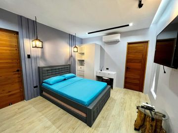 For Sale: Brand New House with Pool Tagaytay Fully Furnished