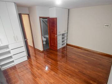 Vendo Casa De Lujo En Casuarinas Sur US$ 550,000