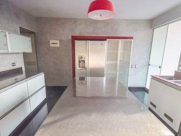Vendo Casa De Lujo En Casuarinas Sur US$ 550,000
