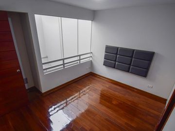 Vendo Casa De Lujo En Casuarinas Sur US$ 550,000
