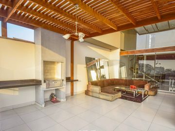Vendo Casa De Lujo En Casuarinas Sur US$ 550,000