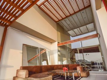 Vendo Casa De Lujo En Casuarinas Sur US$ 550,000
