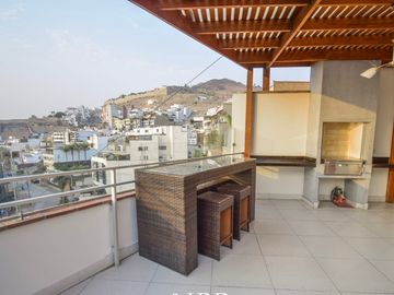 Vendo Casa De Lujo En Casuarinas Sur US$ 550,000