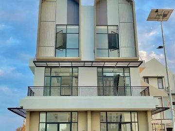 Ruko di Boulevard Grand Eastern, Sukolilo