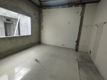 Venta Casa Urdesa Uso de Suelo Residencial y Comercial (VIVI)
