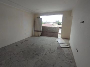 Venta Casa Urdesa Uso de Suelo Residencial y Comercial (VIVI)
