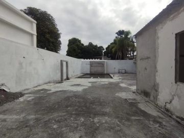 Venta Casa Urdesa Uso de Suelo Residencial y Comercial (VIVI)
