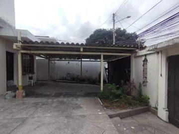 Venta Casa Urdesa Uso de Suelo Residencial y Comercial (VIVI)