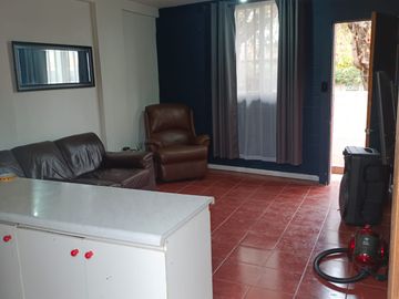 Venta Locales Comerciales y tres departamentos interior