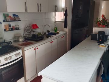 Venta Locales Comerciales y tres departamentos interior