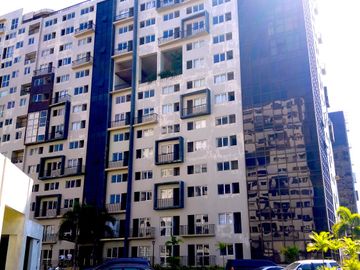 Pre-owned 2-Bedroom Loft at Monteluce Mondavi 2 Bldg. Lalaan 1 Silang Cavite