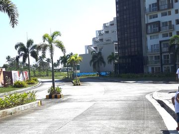 Pre-owned 2-Bedroom Loft at Monteluce Mondavi 2 Bldg. Lalaan 1 Silang Cavite