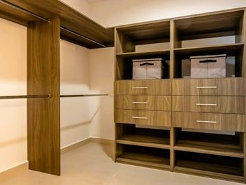 Casa de 3 Recámaras Con Baño Completo en Zibatá (Una en planta baja).