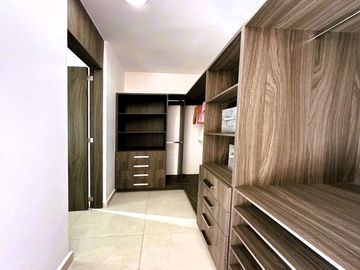 Casa de 3 Recámaras Con Baño Completo en Zibatá (Una en planta baja).