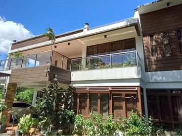 Rush‼️ Beautiful 6-Bedroom House and Lot For Sale in Antipolo City