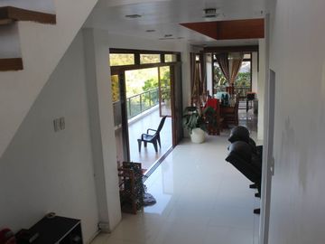 Rush‼️ Beautiful 6-Bedroom House and Lot For Sale in Antipolo City