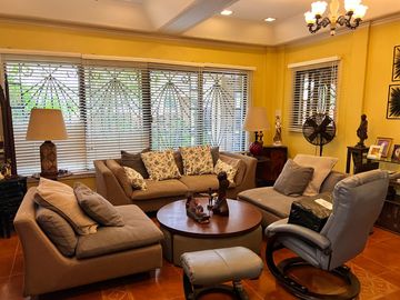 GVA - FOR SALE: 4 Bedroom House in Don Antonio Royale Estate, Quezon City