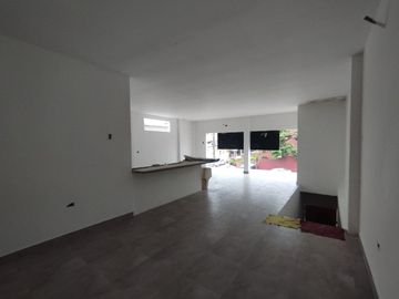 VENTA DE DEPARTAMENTO PLANTA BAJA URB CEIBOS NORTE ESTRENO