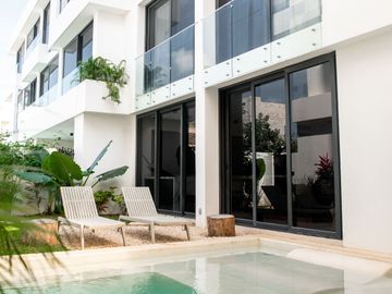 ENTREGA INMEDIATA DE 2 HABITACIONES CON ALBERCA Y BUENA UBICACION EN TULUM