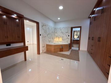 VENTA DE CASA CIUDAD CELESTE POR EL HOSPITAL DE SANTO DOMINGO