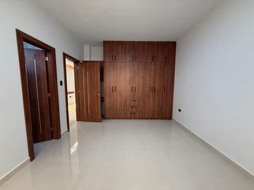 VENTA DE CASA CIUDAD CELESTE POR EL HOSPITAL DE SANTO DOMINGO