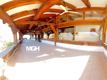 Excelente propiedad comercial en Los Andes
