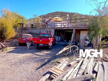 Excelente propiedad comercial en Los Andes