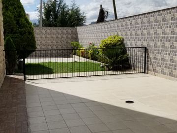 Casa de Venta junto a Los Cerros Golf Club, Sangolquí, Ecuador