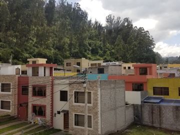 Casa de Venta junto a Los Cerros Golf Club, Sangolquí, Ecuador