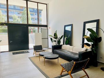 SE VENDE INCREIBLE  DEPARTAMENTO CON VISTA AL LAGO  EN VILLARRICA