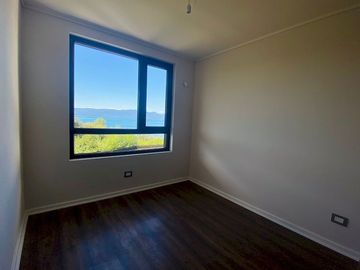 SE VENDE INCREIBLE  DEPARTAMENTO CON VISTA AL LAGO  EN VILLARRICA