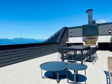 SE VENDE INCREIBLE  DEPARTAMENTO CON VISTA AL LAGO  EN VILLARRICA